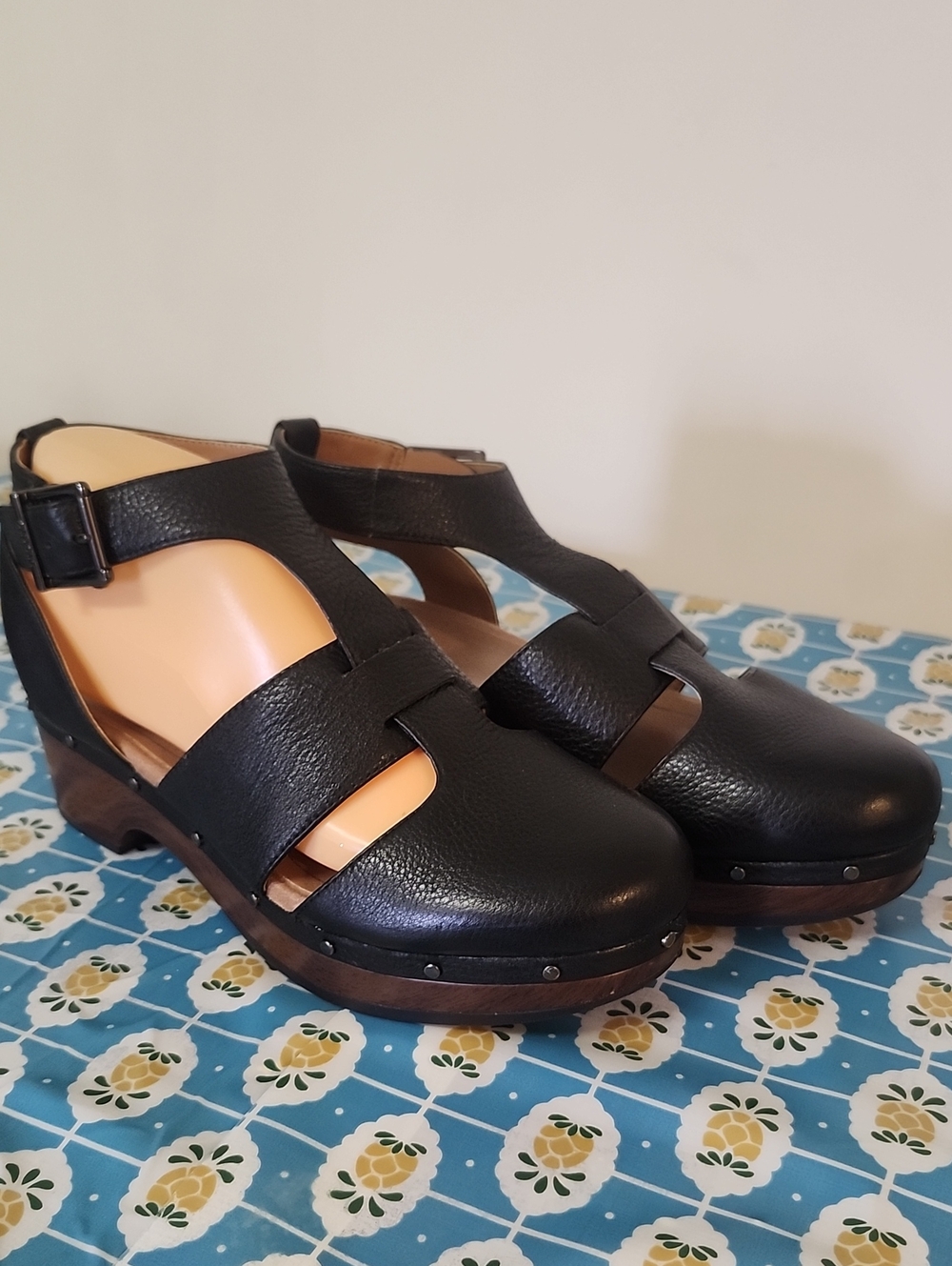 Vionic Faye Leather Mary Jane Chunku Clogs Size 7